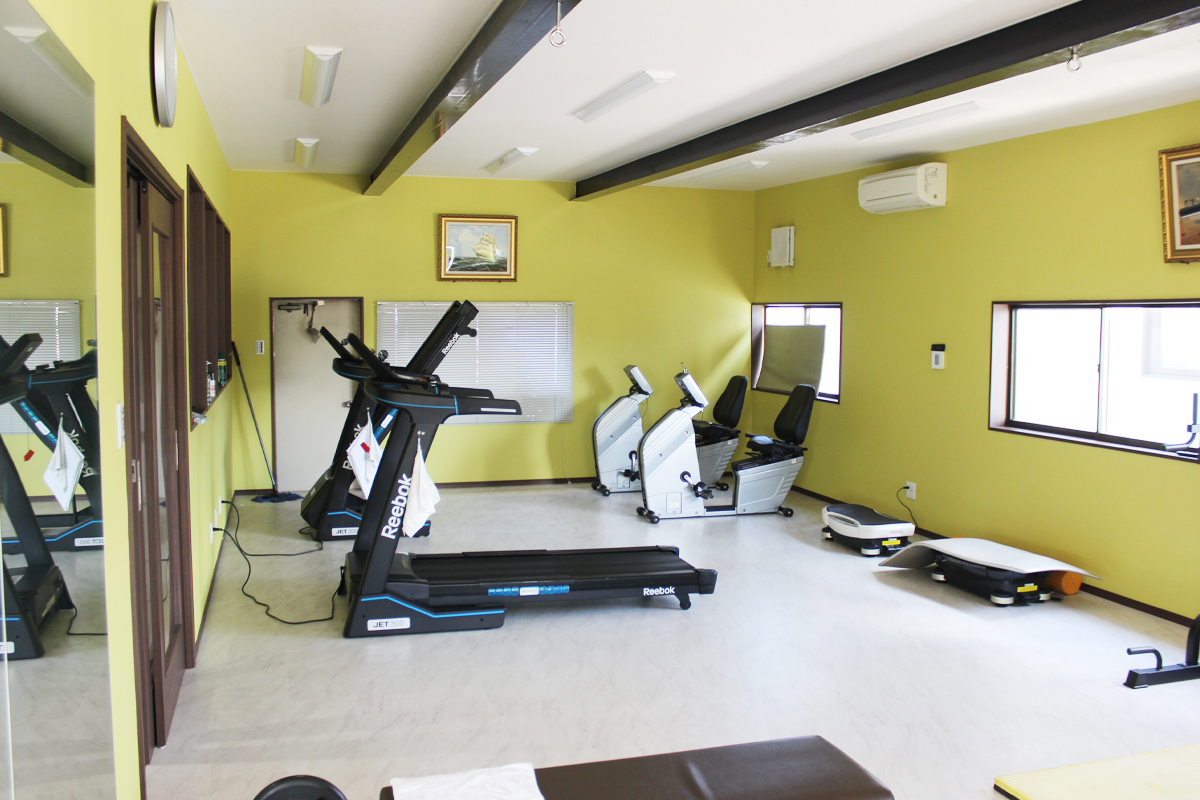 トレーニングジム2F